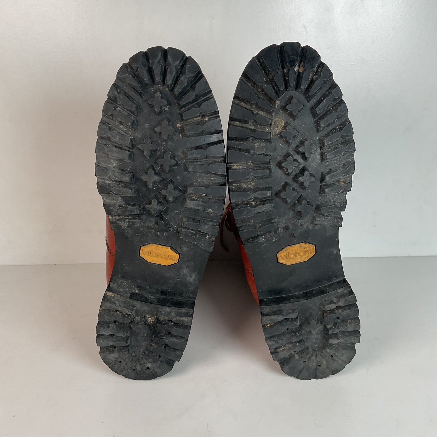 Vintage 1980s Wolverine Mountaineering Boots 11 E USA Vibram Lug Insulated