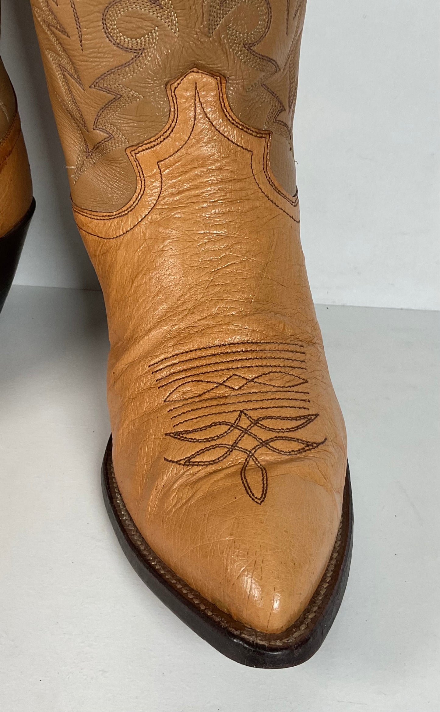 Vintage Justin Smooth Ostrich Cowboy Boots | USA Made | Butterscotch | 8 EE