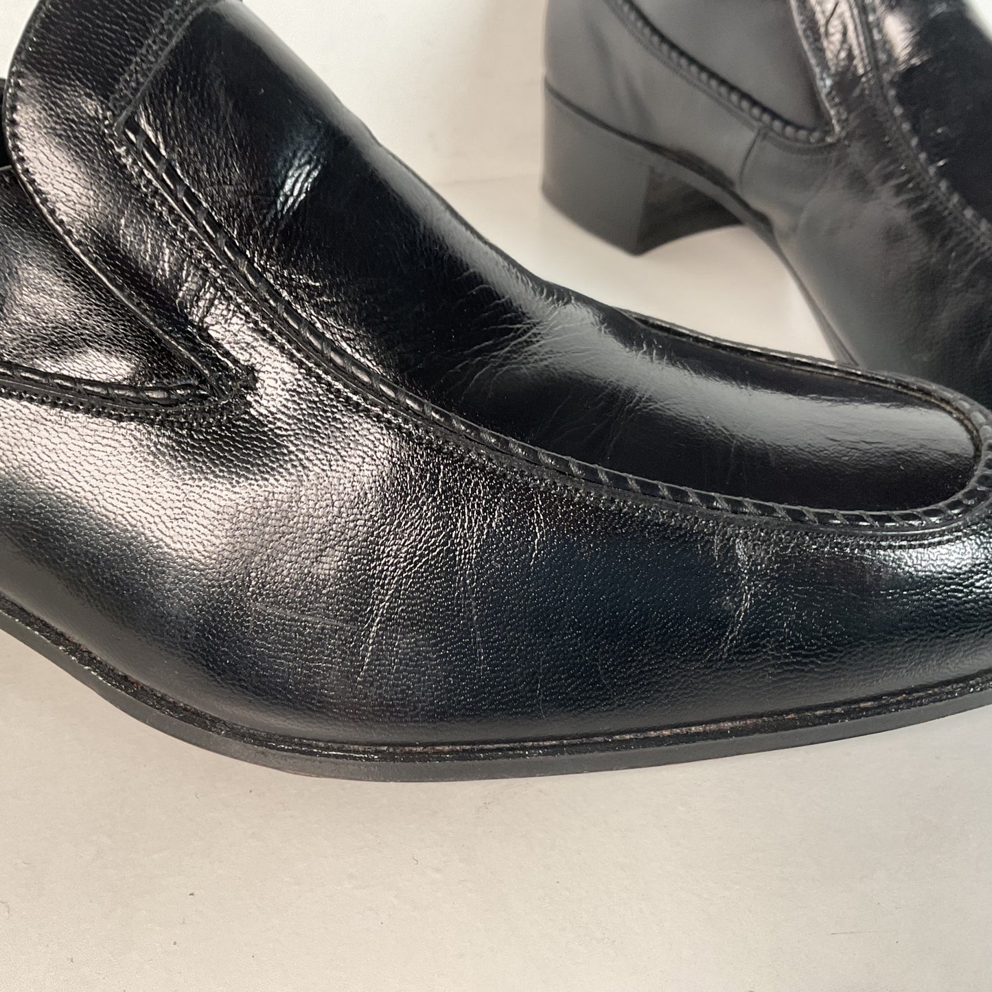 Vintage Florsheim Designer Collection | Apron Toe Loafers | 1970s | Black | 12 B