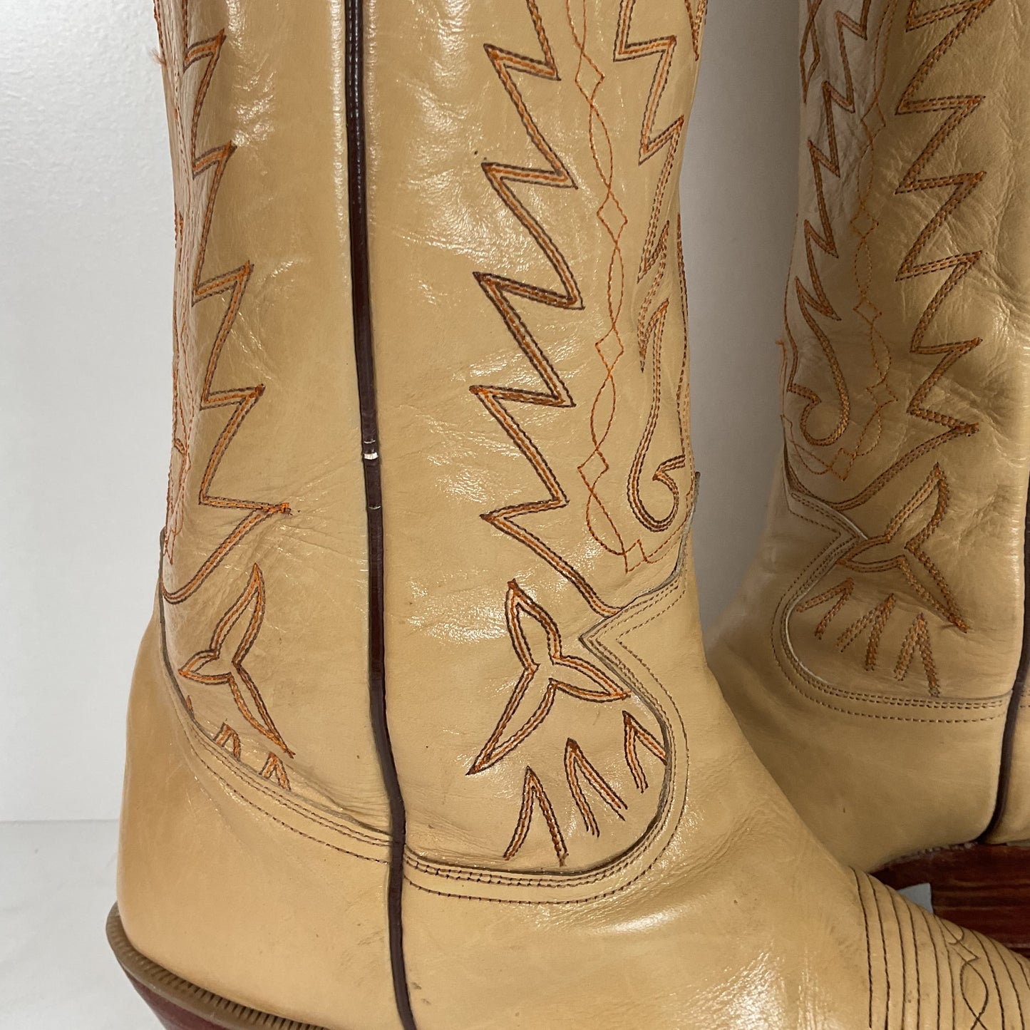 Vintage Siete Leguas Cowboy Boots | 1970s | Blonde Calfskin | Men’s 10 EE