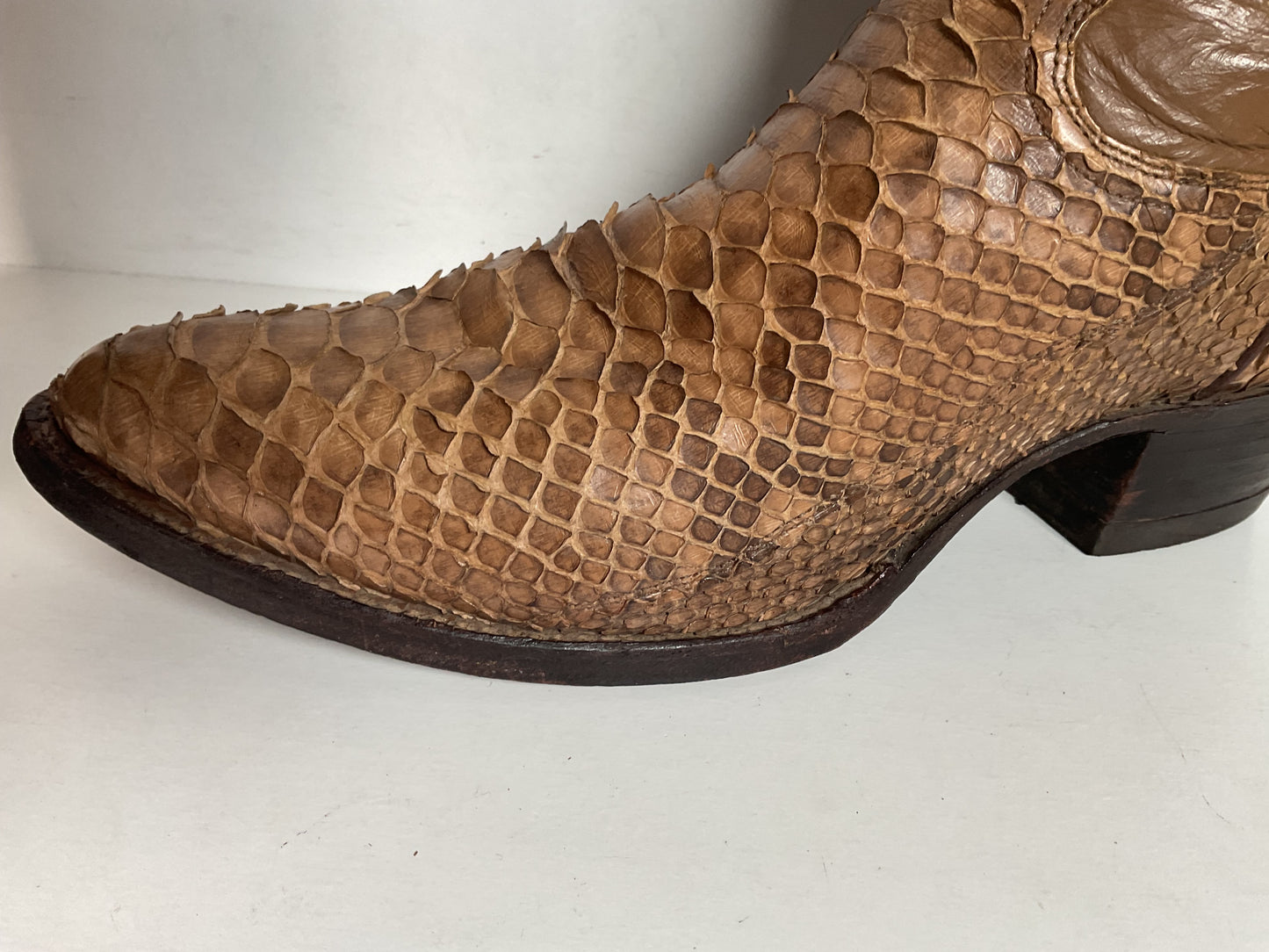 Vintage Justin Back Cut Python Cowboy Boots 8.5 D USA Made Snakeskin