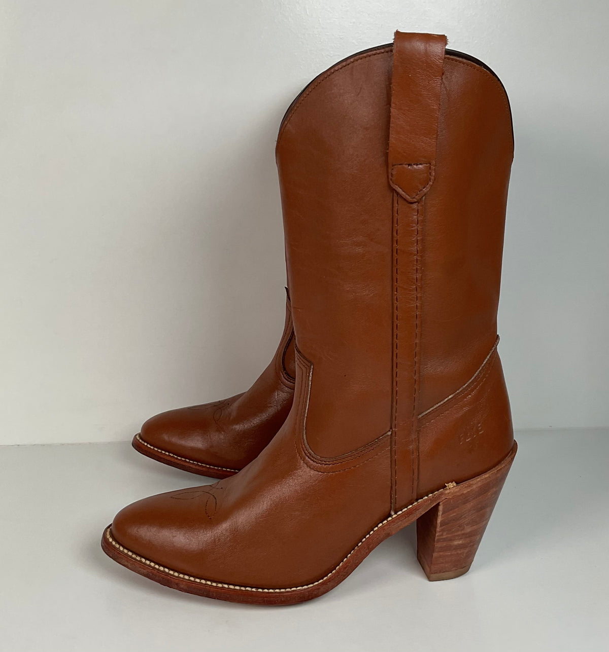 Vintage Frye Cowgirl Boots | USA Made | Brown | Women’s 9 B