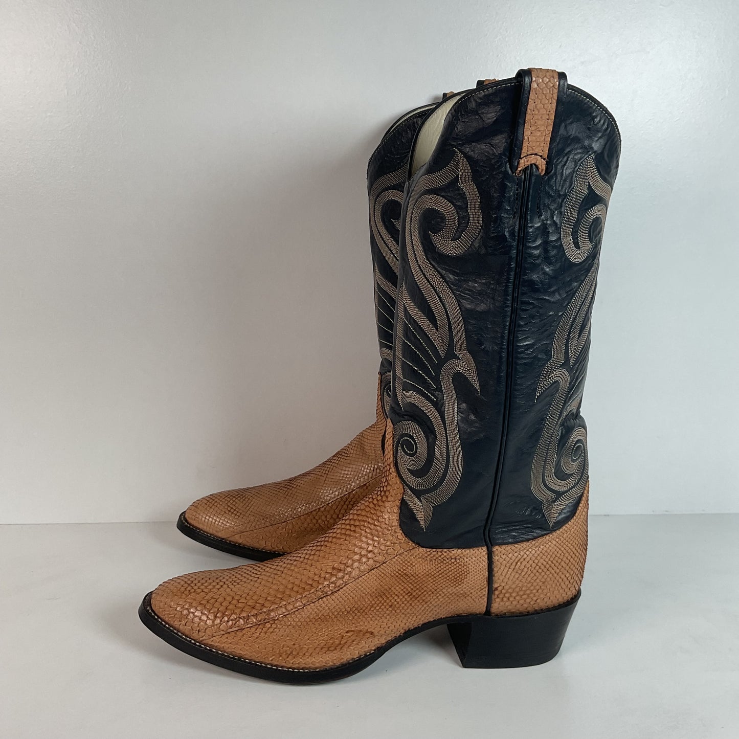 Vintage Larry Mahan Snakeskin Cowboy Boots | Exotic | Narrow | Men’s 11 B