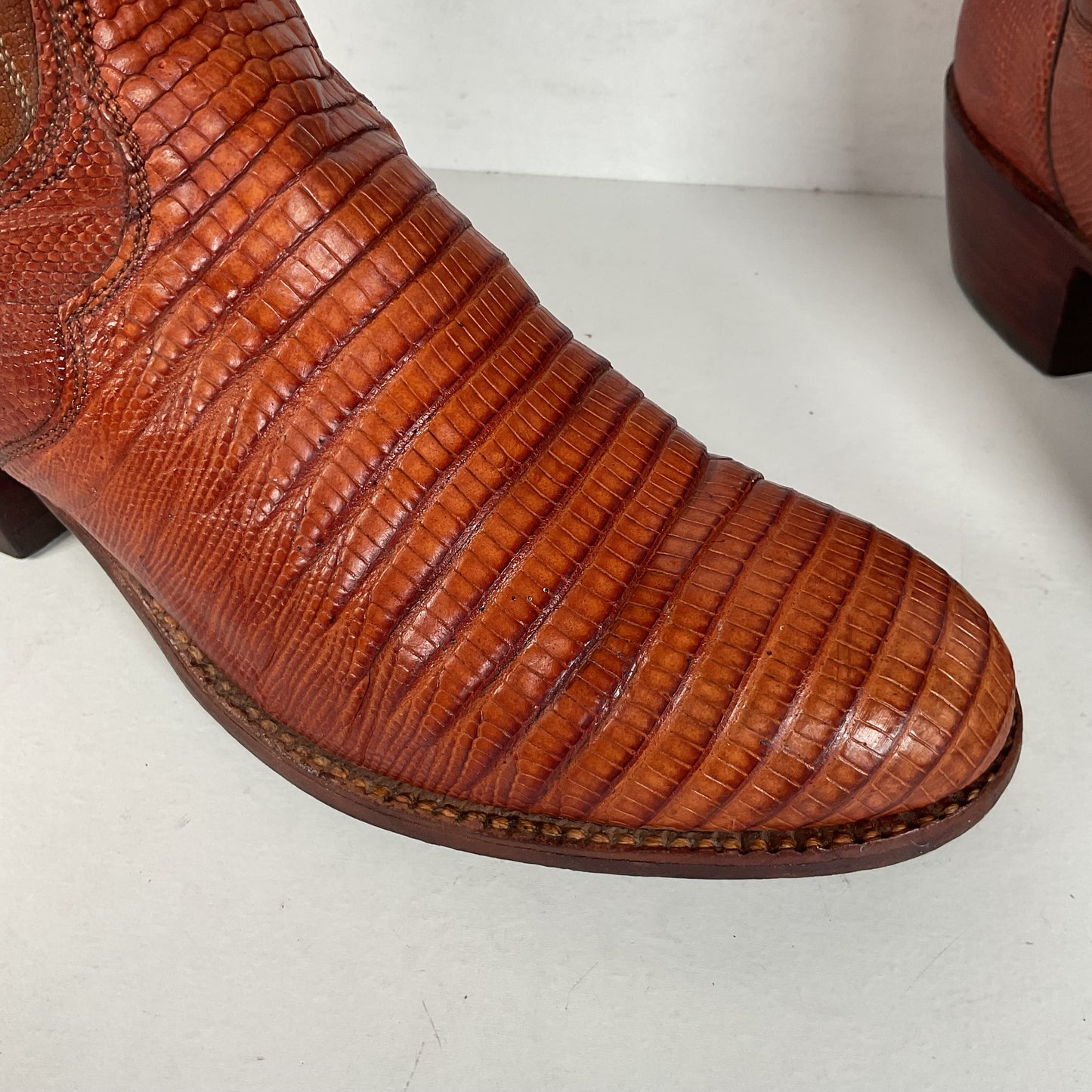 Vintage Lucchese San Antonio Cowgirl Boots | Teju Lizard | 6.5 B
