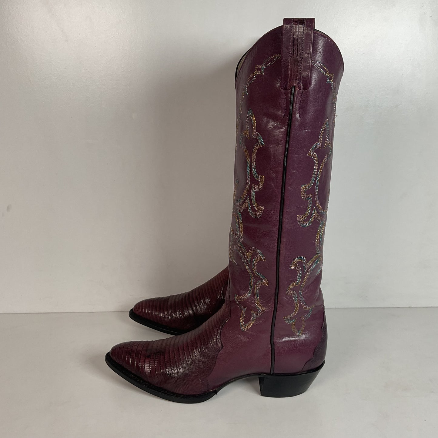 Vintage Larry Mahan Tall Purple Cowgirl Boots 8.5 B USA Made Lizard Teju