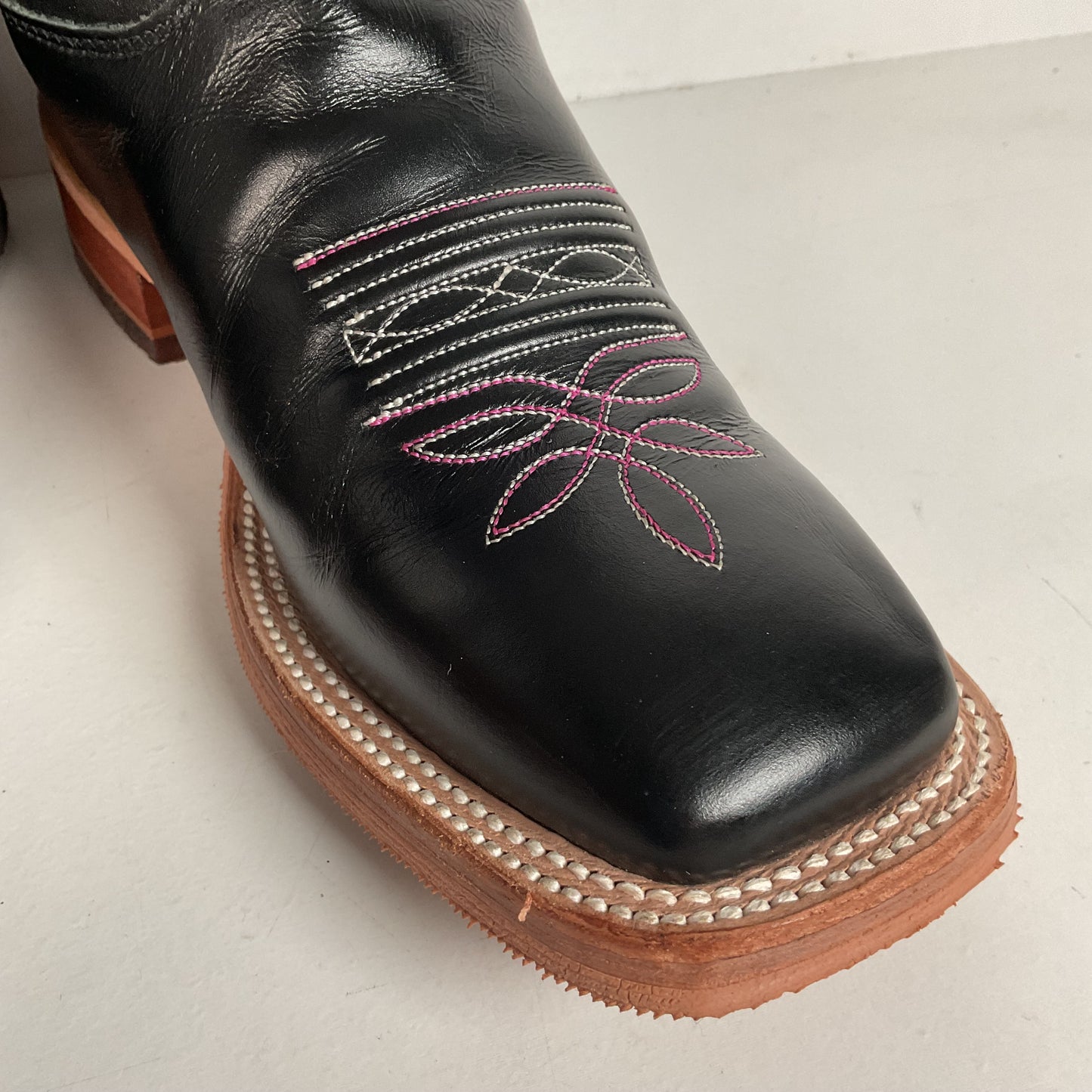 Justin Breast Cancer Awareness Cowgirl Boots | USA Made | Square Toe | 8 B