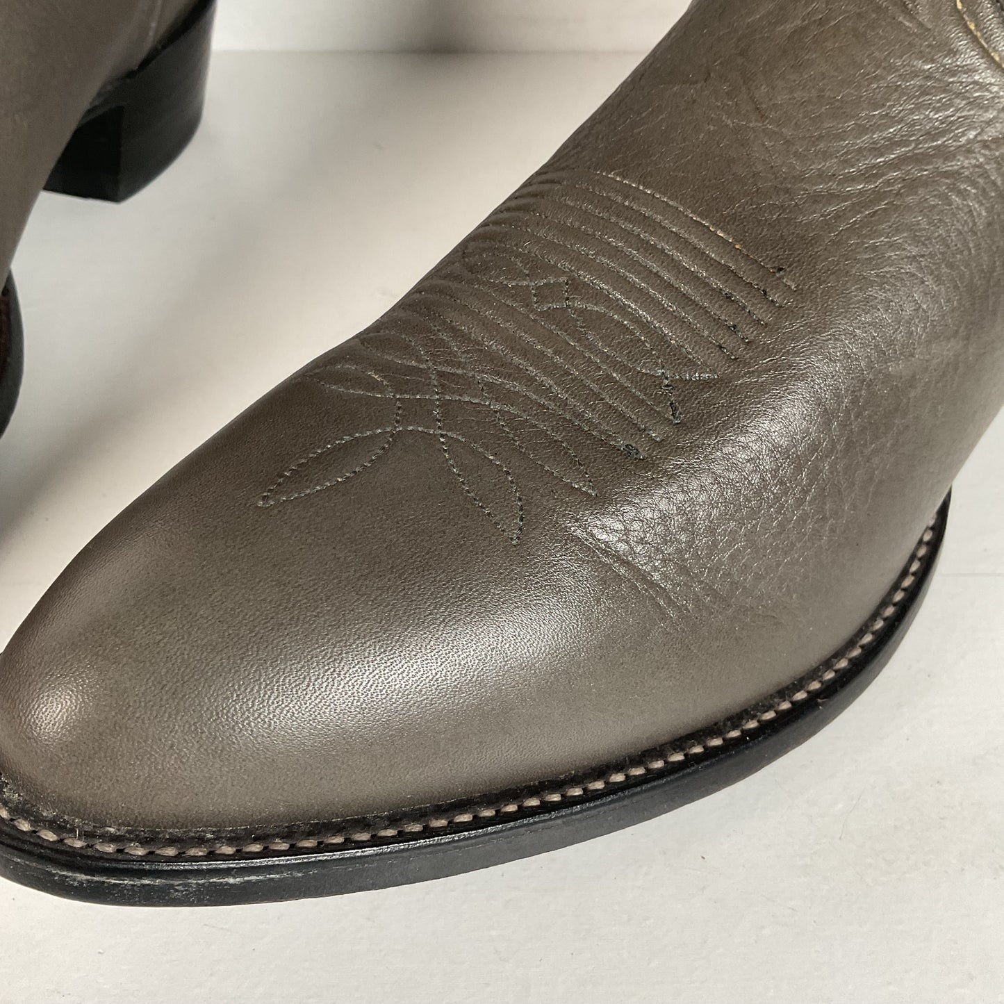 Vintage Nocona Bull Shoulder Cowboy Boots | USA Made | Grey | Men’s 12 D