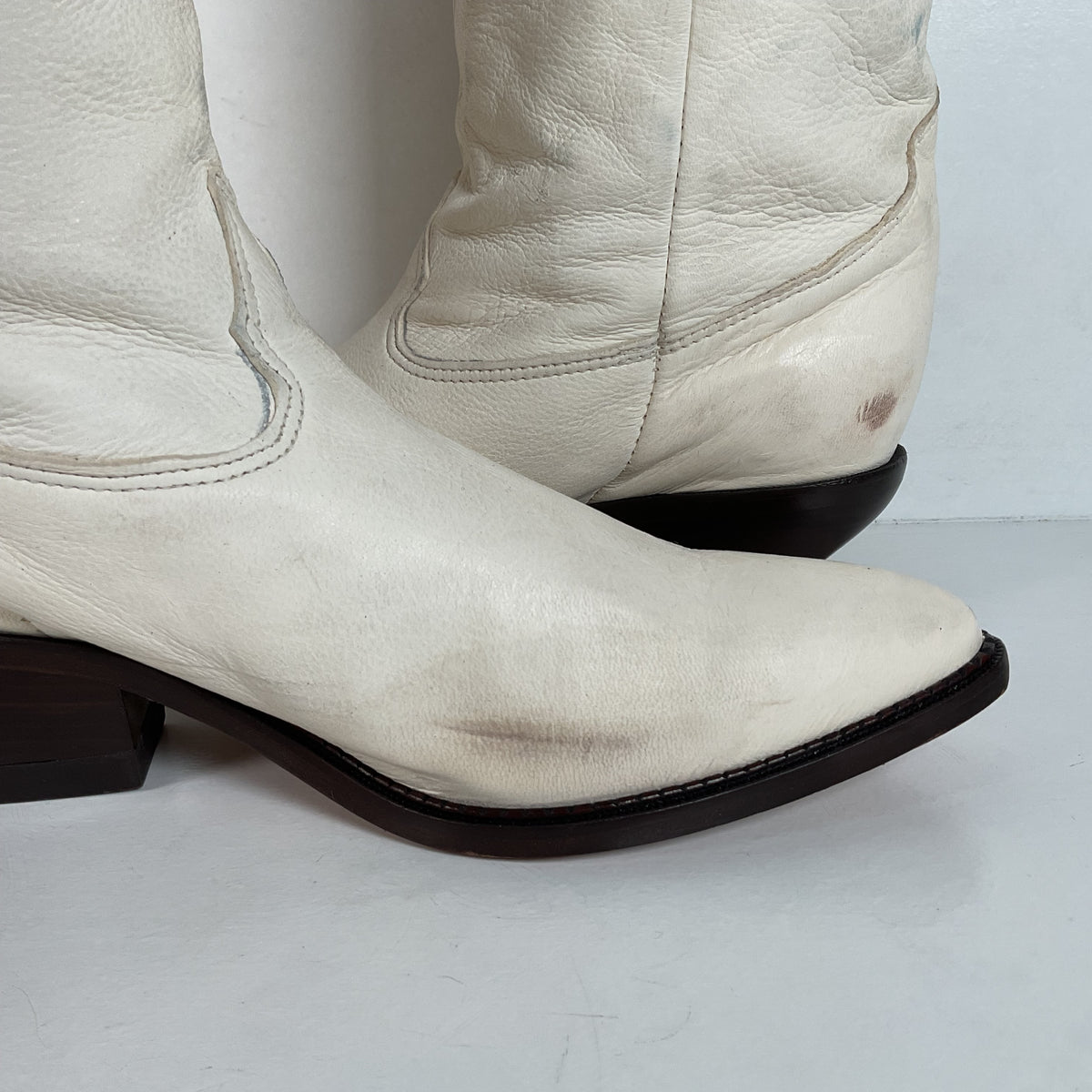 Vintage Zodiac Native Fringe Cowgirl Boots | USA Made | White | Women’s 9 M