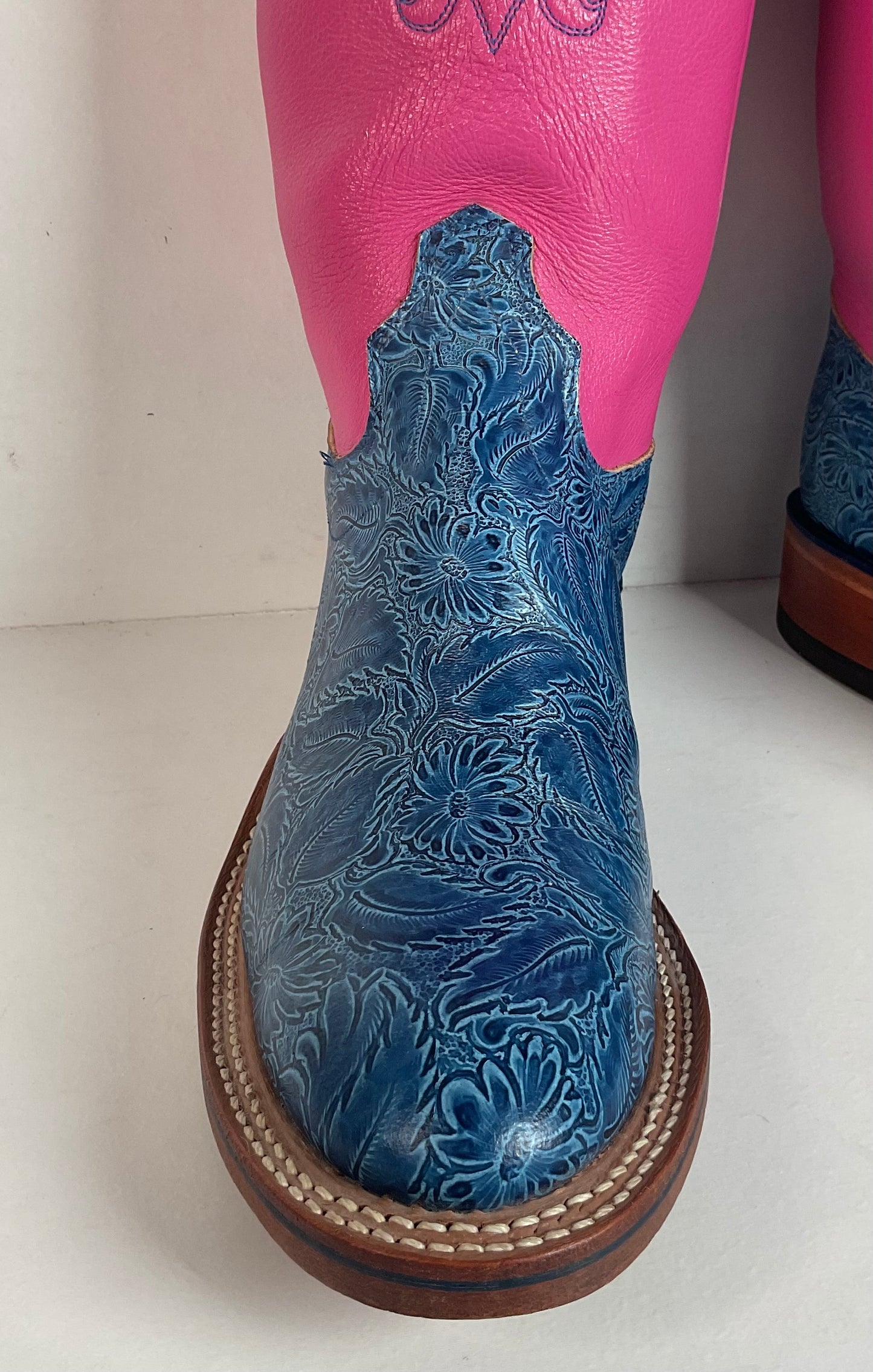 Olathe Tooled Cowgirl Roper Boots 7 B Barbie Pink Upper