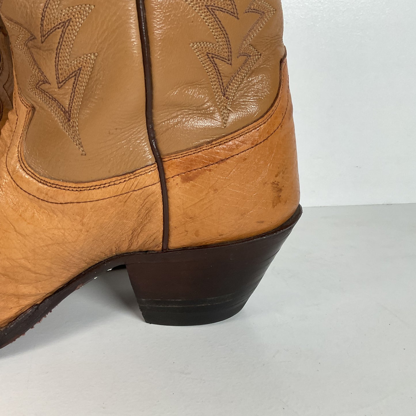 Vintage Justin Smooth Ostrich Cowboy Boots | USA Made | Butterscotch | 8 EE
