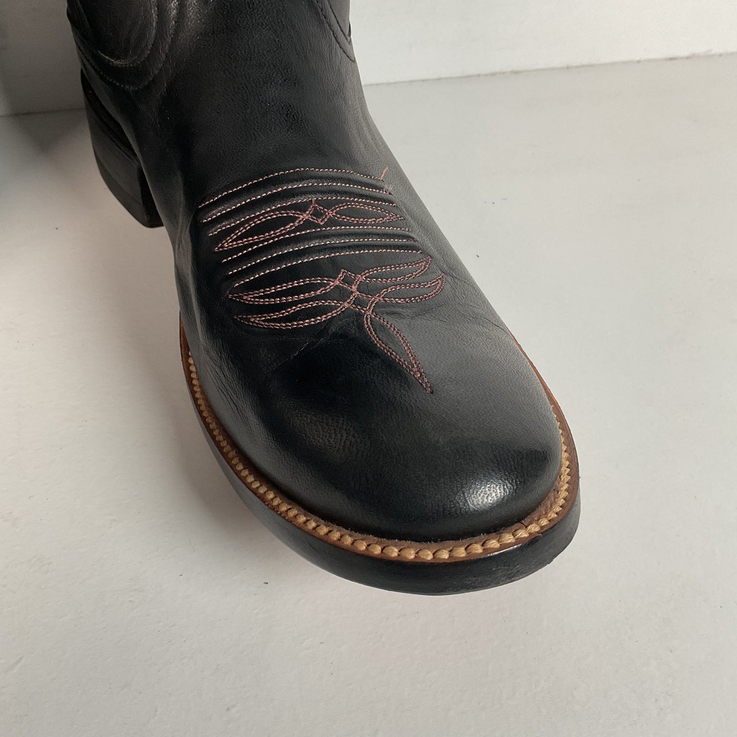 Rios of Mercedes Cowboy Boots Men’s 9.5 B (Narrow) Black Buffalo Calf