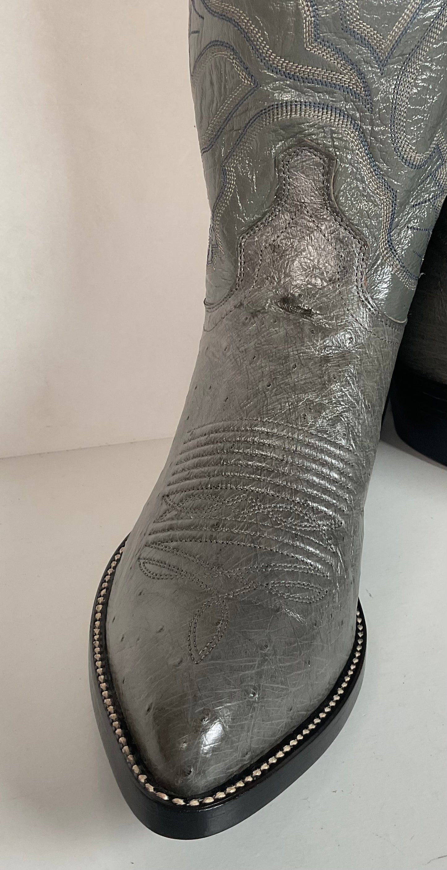 Vintage J. Chisholm Grey Smooth Ostrich Cowboy Boots Men’s 7.5 D | Women’s 8.5 Exotic USA Made