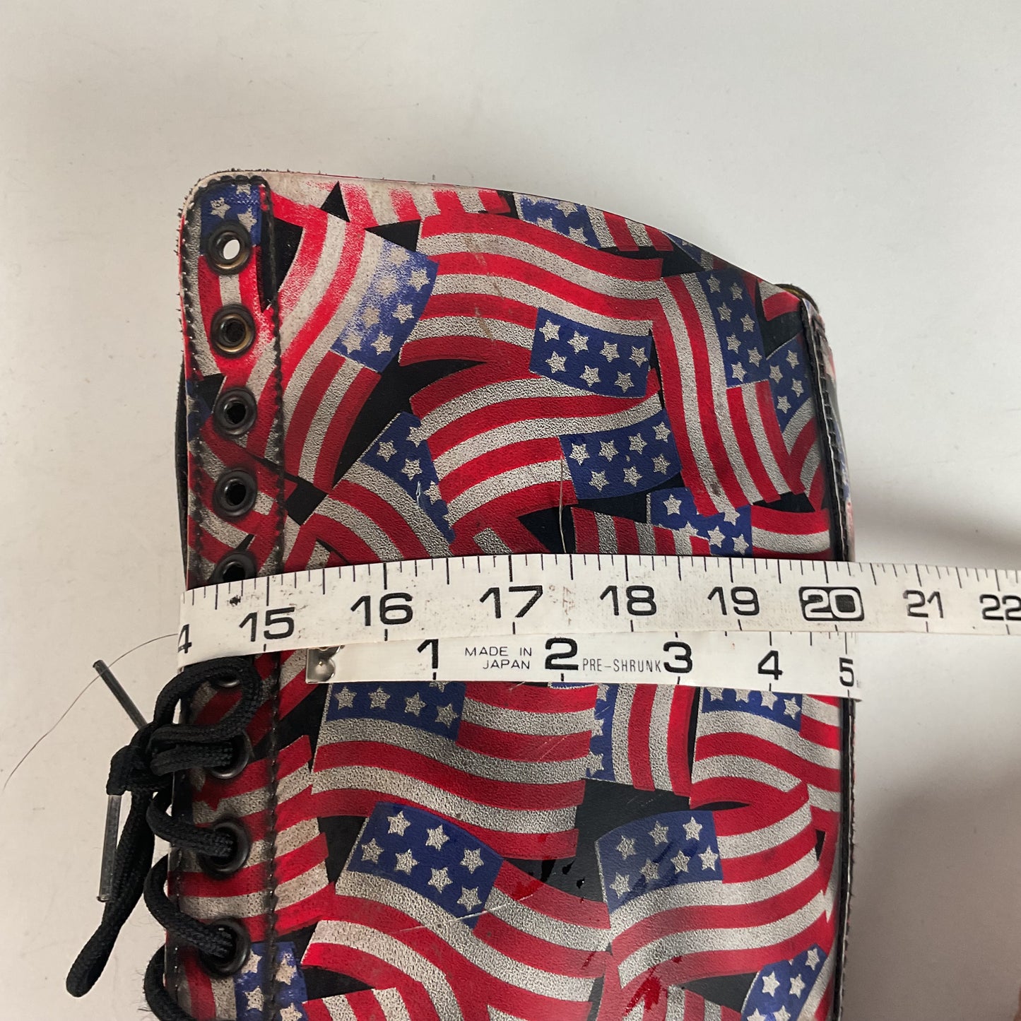 Vintage Dr. Marten 20-Eyelet American Flag Boots UK 6 | US Women’s 8