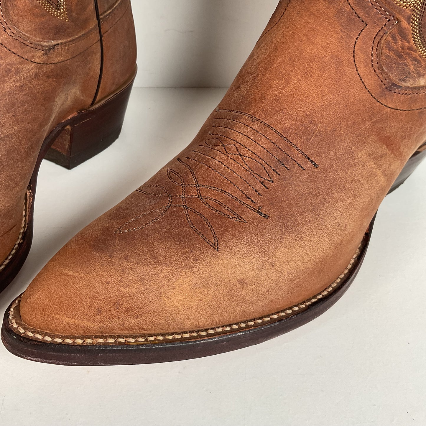 Vintage Justin Bay Apache Cowboy Boots | USA Made | Men’s 8 EE