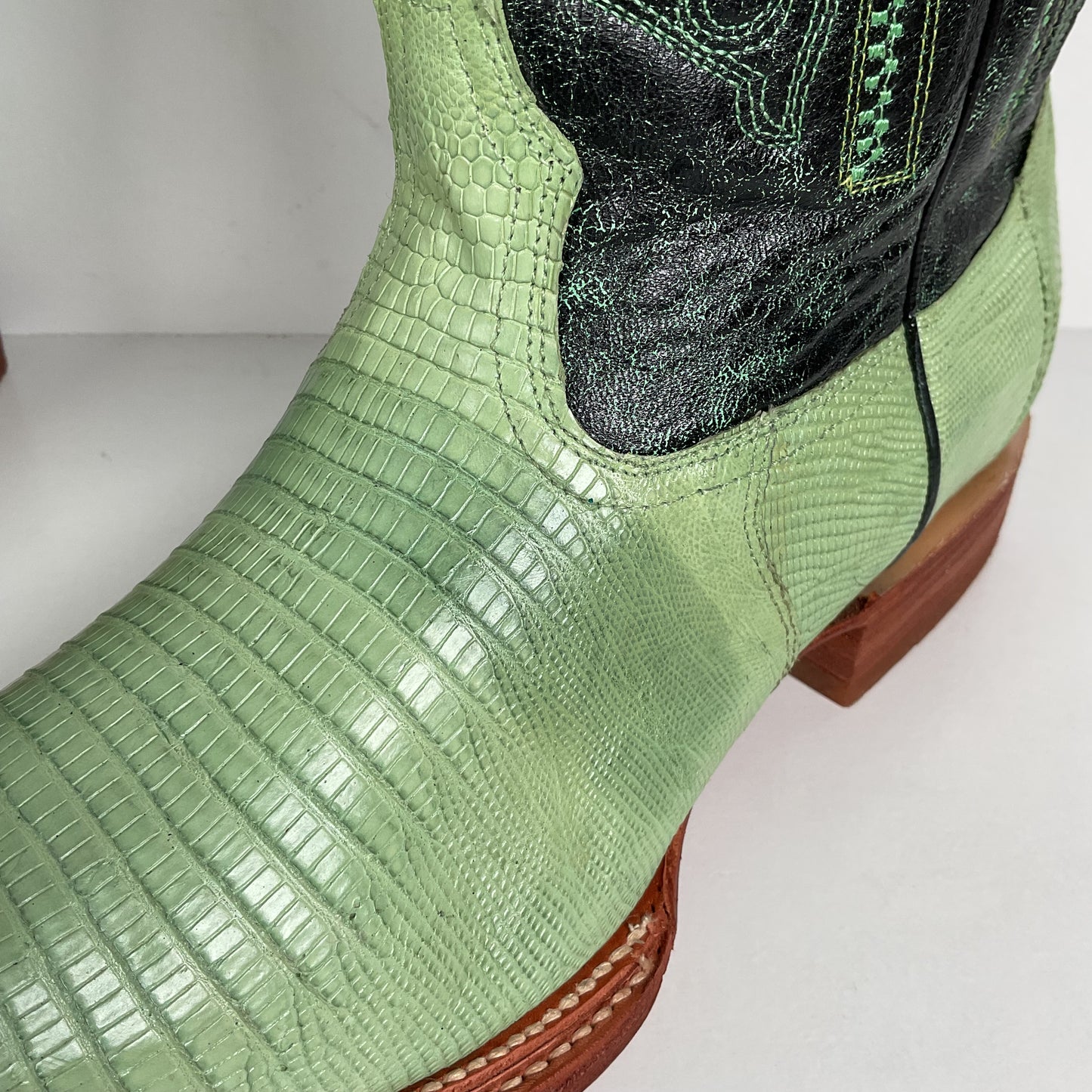 Los Altos Teju Lizard Cowboy Boots | Lime Green | Men’s 10.5 EE