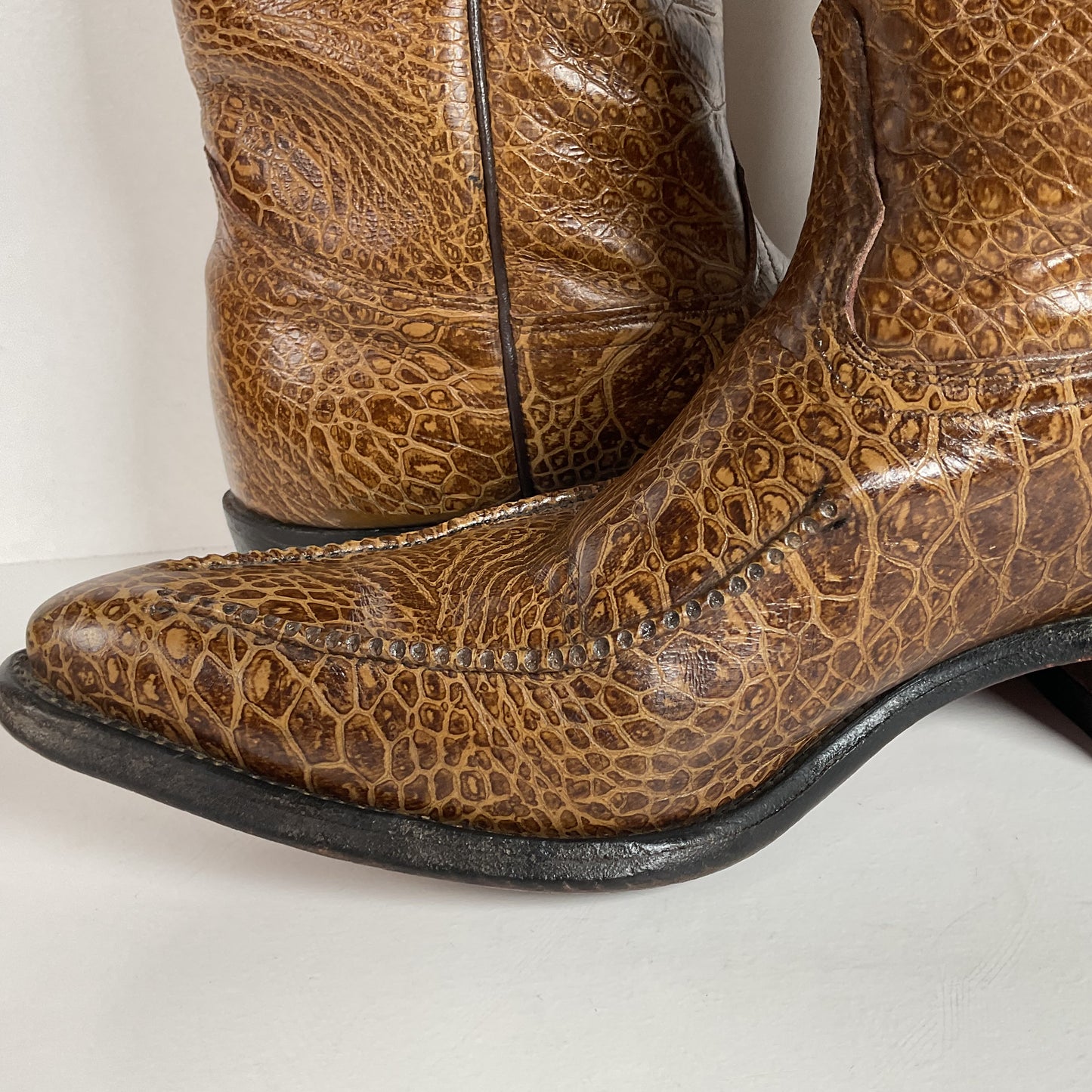 Vintage Wrangler Algonquin Toe Cowboy Boots | Sea Turtle Imitation Print | Men’s 9.5 D