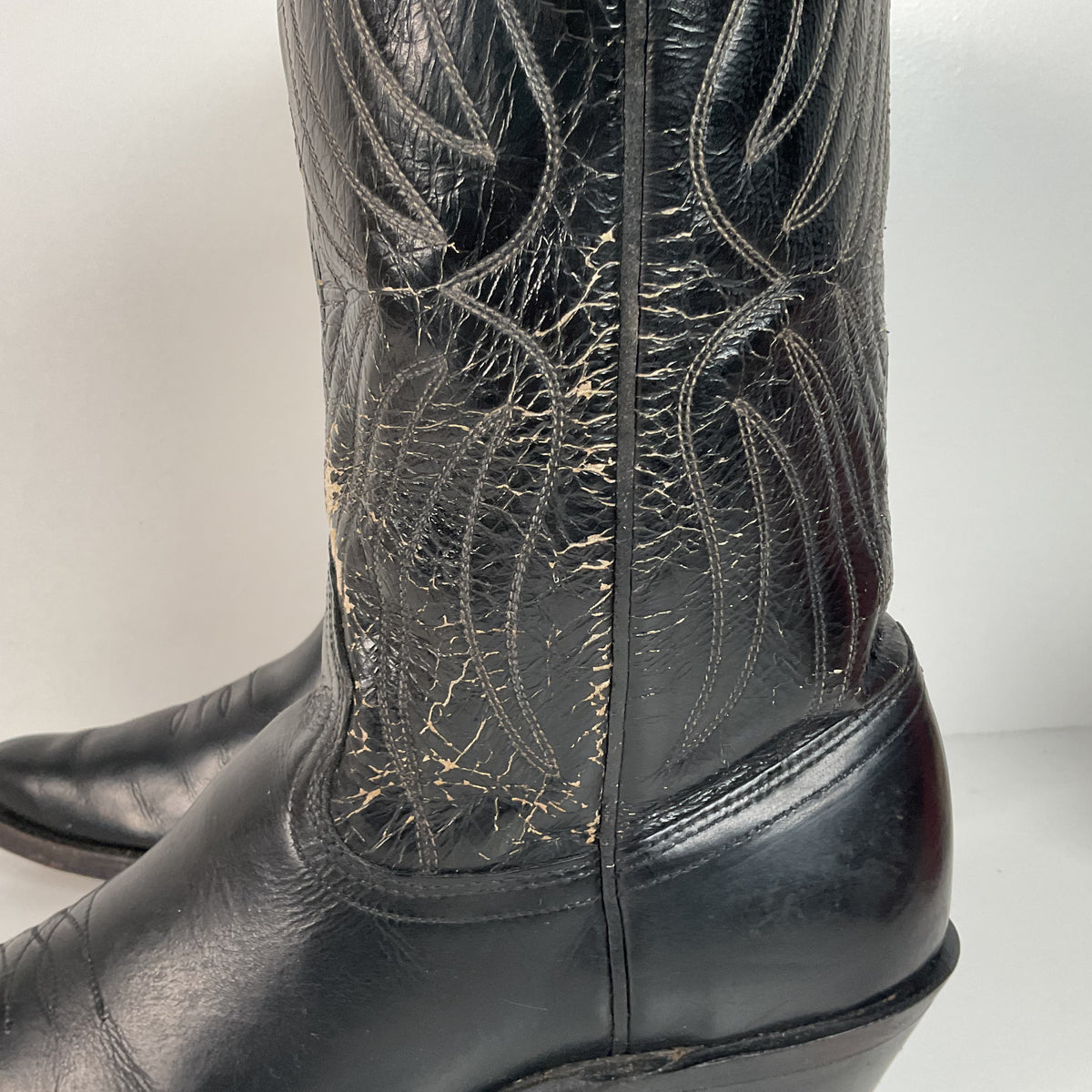 Vintage Acme Cowboy Boots | 1960s Era | Men’s 8.5 B | Women’s 9.5