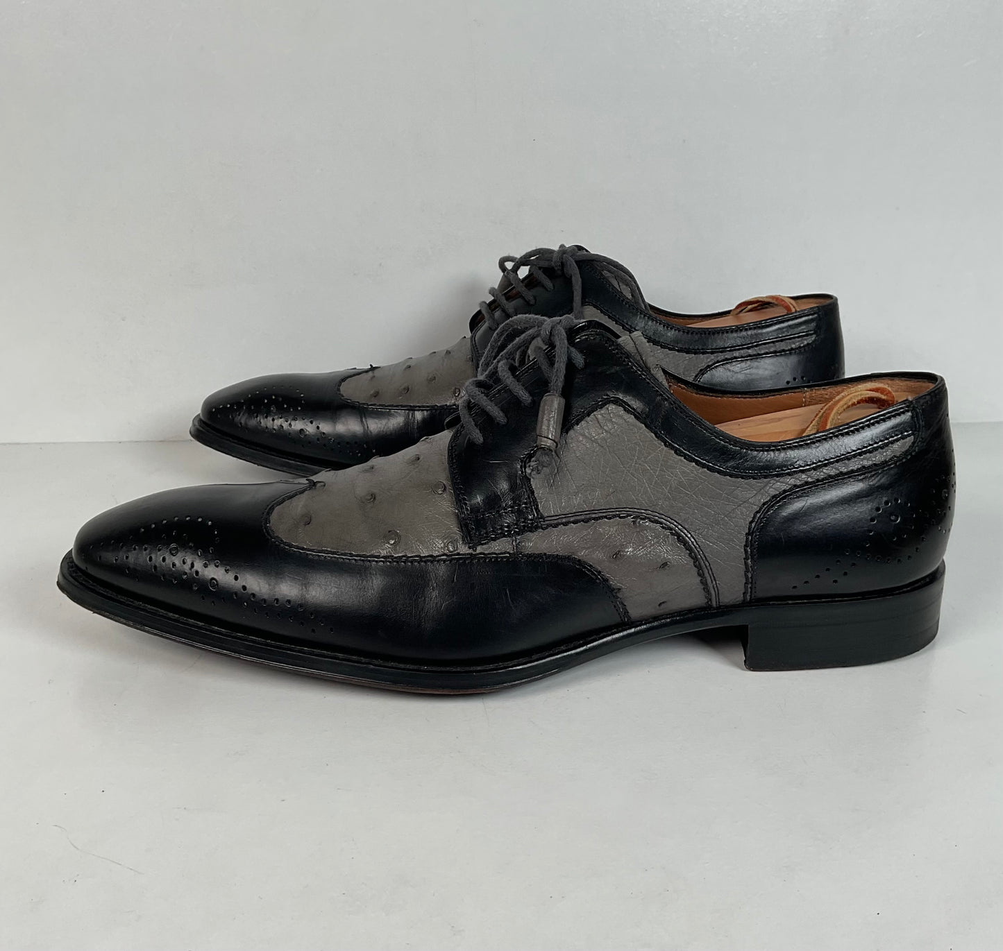 Mezlan Ostrich Quill Medallion Shoes | Derby | Exotic | Men’s 9.5 M