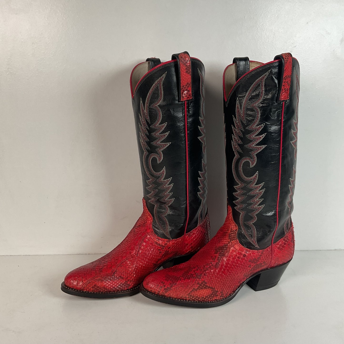 Vintage Dan Post Red Python Snakeskin Cowgirl Boots 7 M USA Made