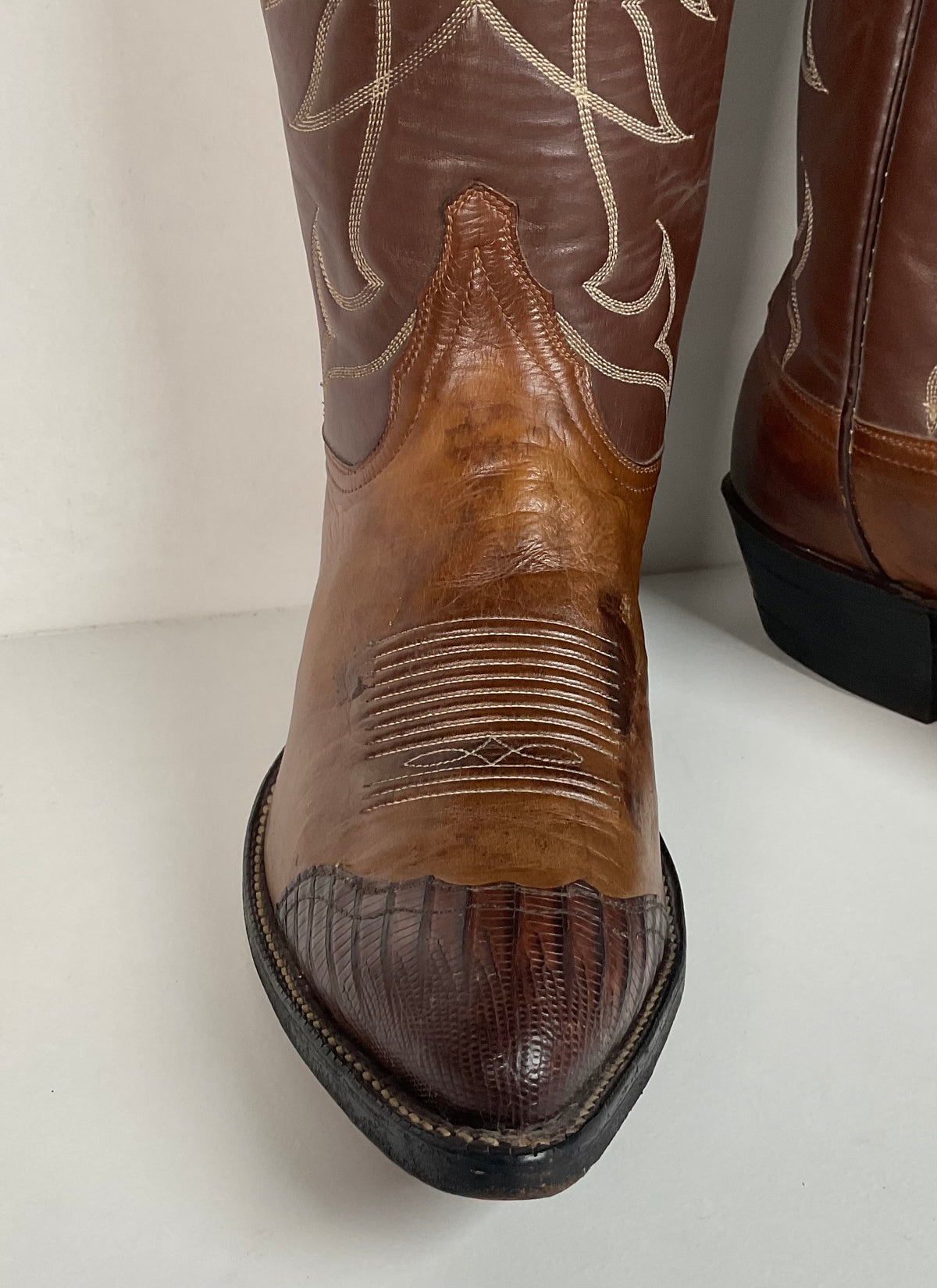 Vintage Tony Lama Lizard Wingtip Cowboy Boots | Gold Label | Men’s 9.5 D