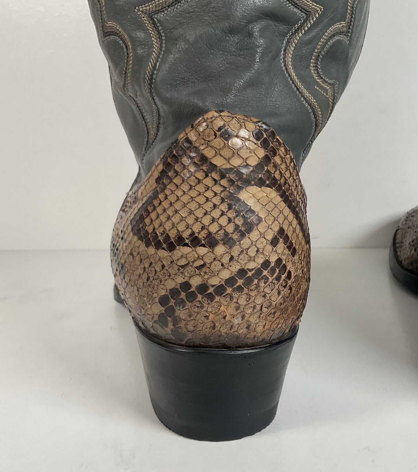 Vintage Larry Mahan Python Snakeskin Cowboy Boots | Reticulated | Men’s 12 D