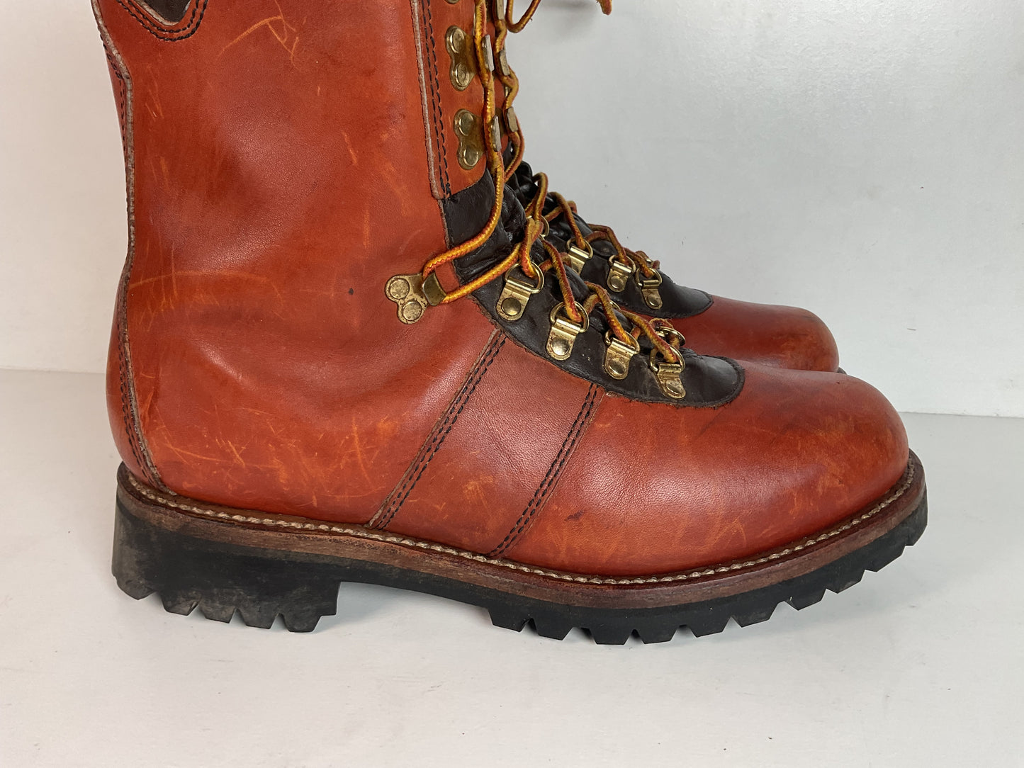 Vintage 1980s Wolverine Mountaineering Boots 11 E USA Vibram Lug Insulated