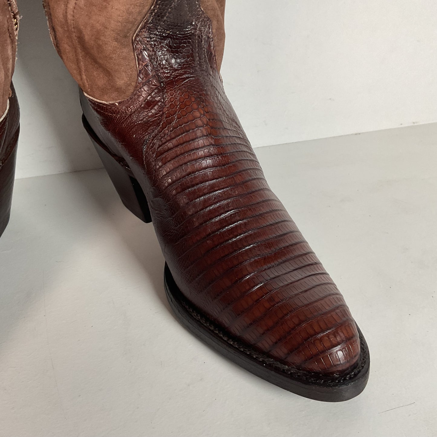 Vintage Larry Mahan Teju Lizard Cowgirl Boots | Pig Skin Suede Shaft | 6.5 B