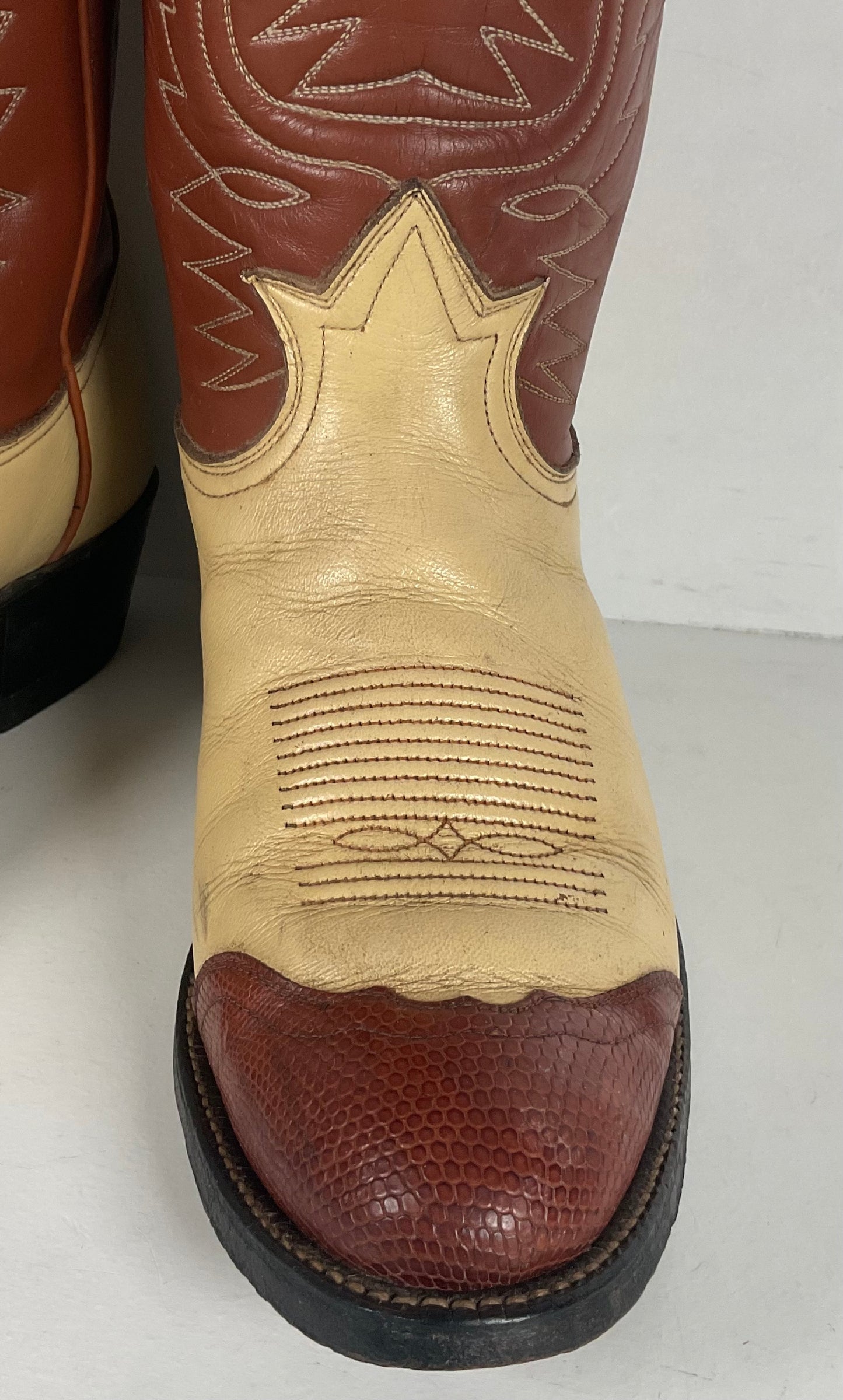 Vintage Tony Lama Urban Cowboy Boots | Lizard Wingtip | Gold Label | Men’s 9 B