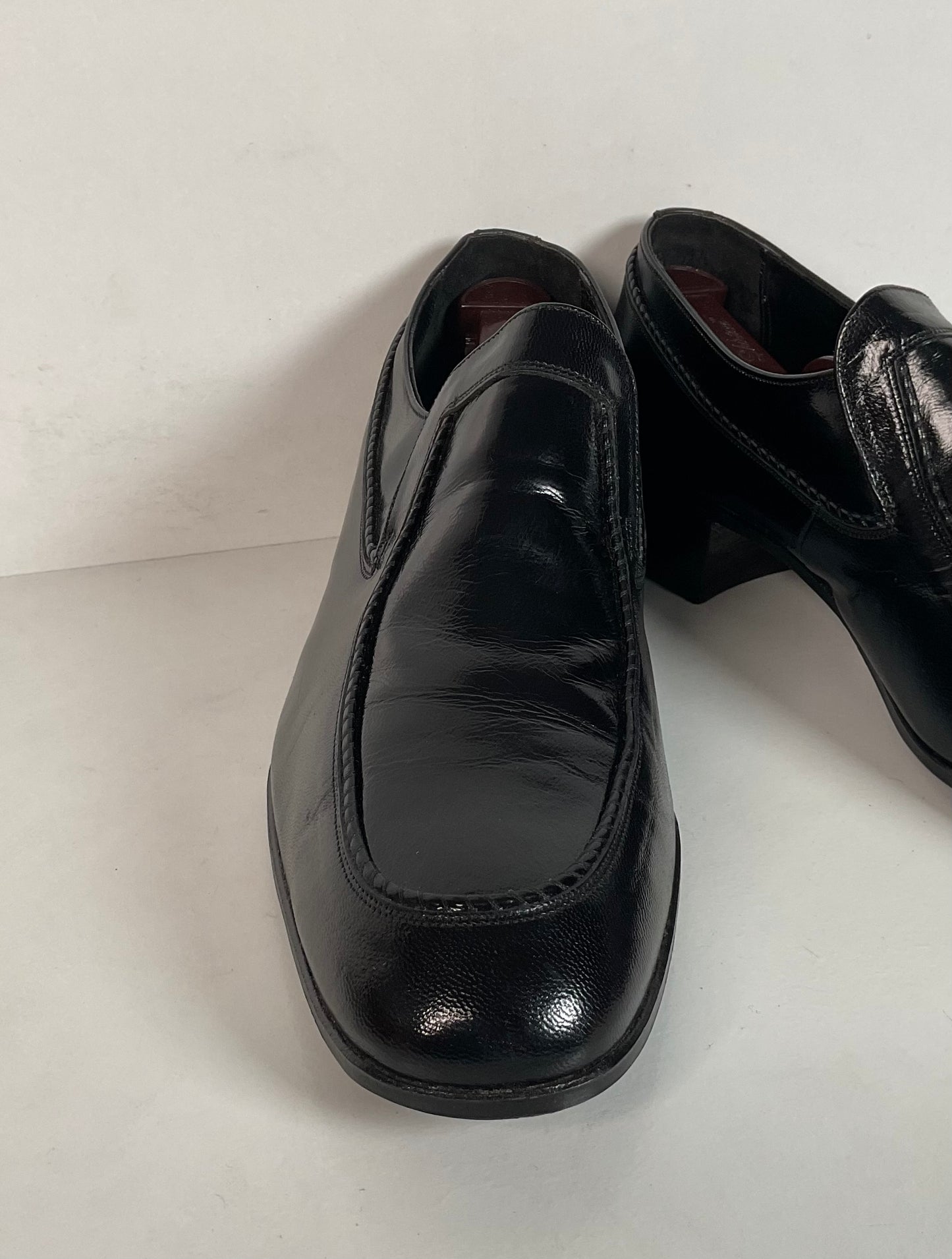 Vintage Florsheim Designer Collection | Apron Toe Loafers | 1970s | Black | 12 B