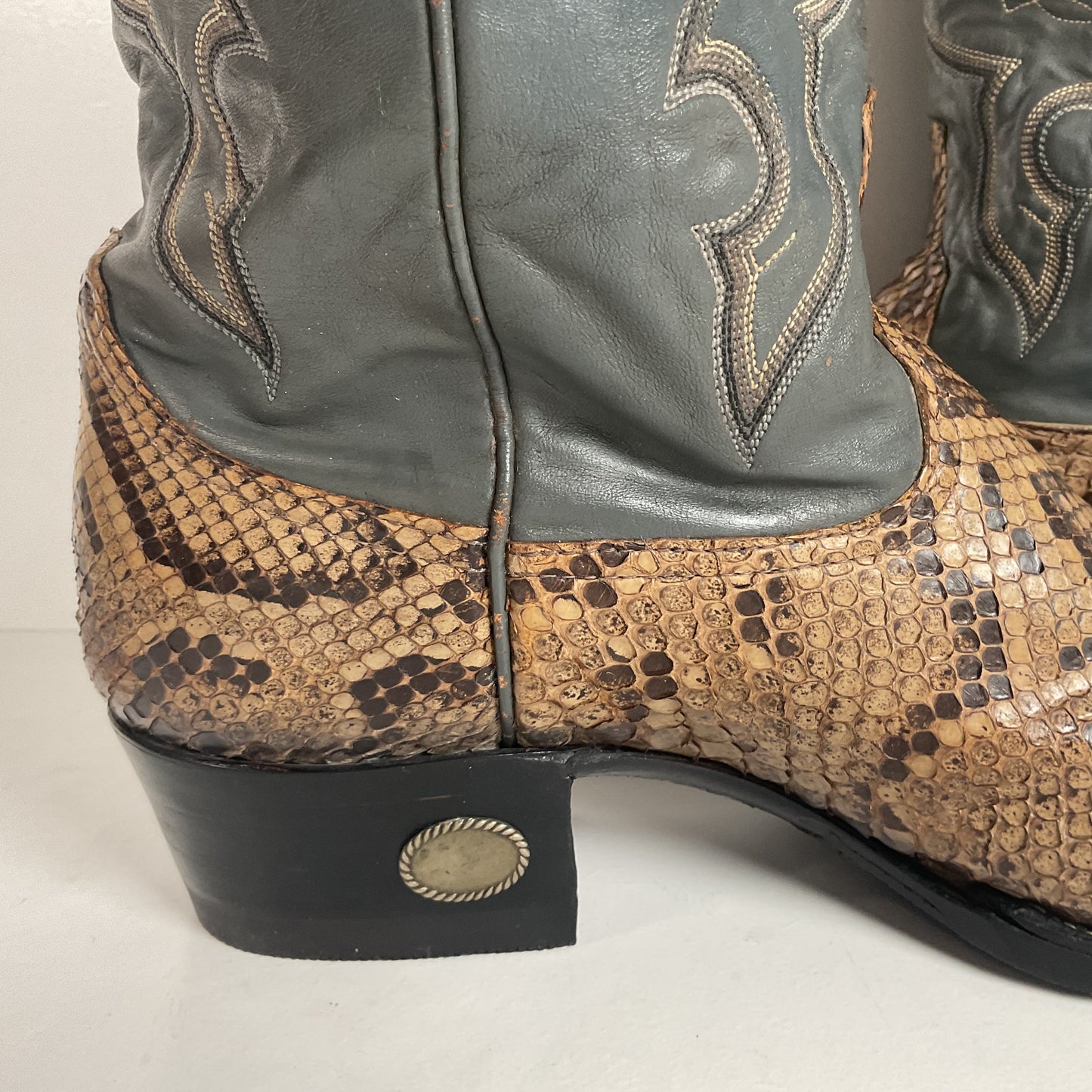 Vintage Larry Mahan Python Snakeskin Cowboy Boots | Reticulated | Men’s 12 D