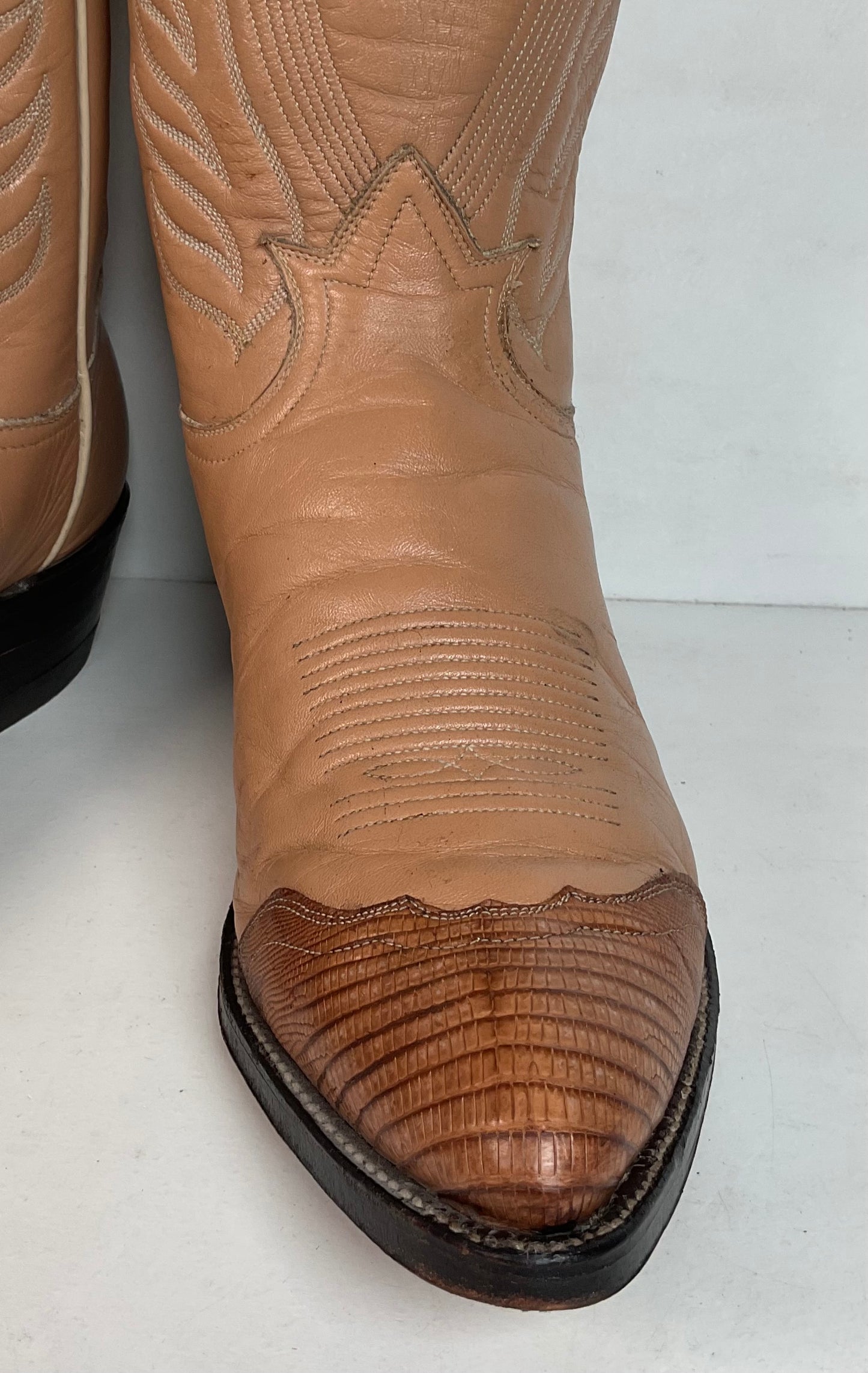 Vintage Tony Lama Gold Label Cowboy Boots 9.5 D Lizard Wingtip USA Made