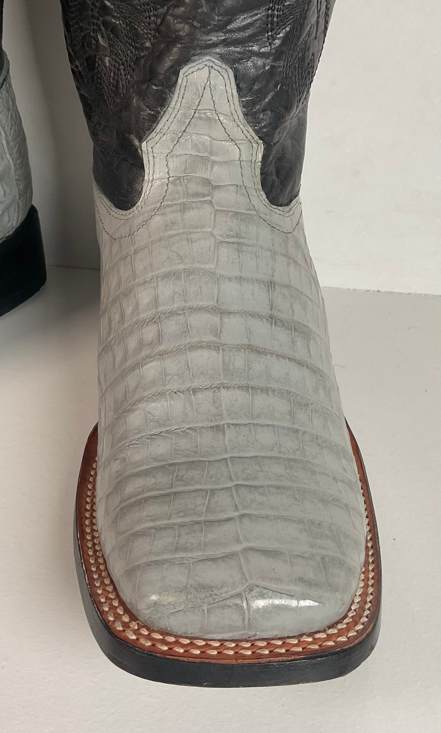 Los Altos Grey Caiman Crocodile Cowboy Boots 9 EE Exotic Belly Cut