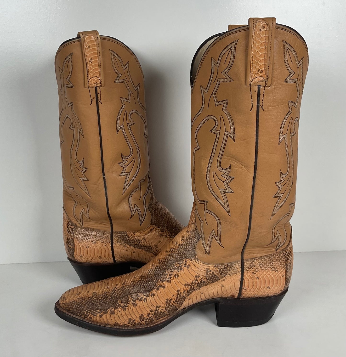 Vintage Dan Post Water Snake Cowboy Boots | Snakeskin | USA Made | Men’s 9.5 D