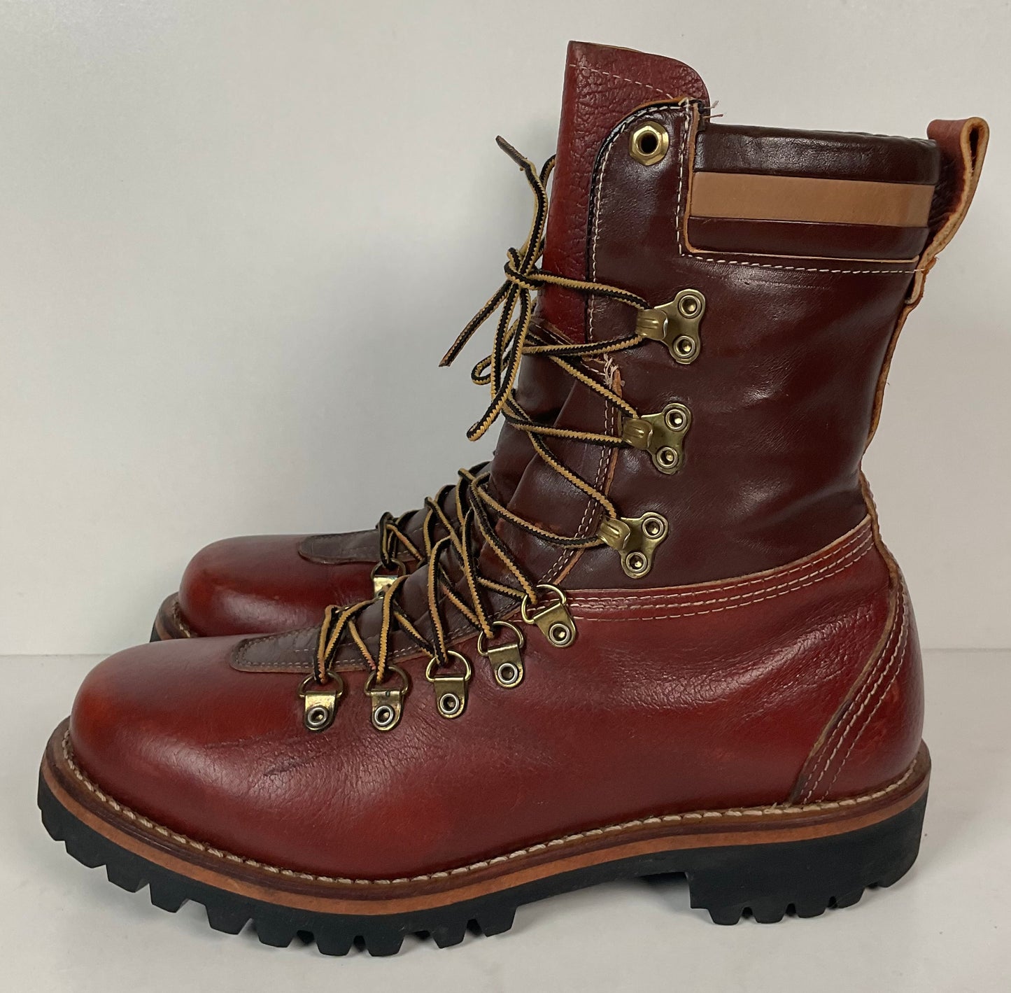 Vintage 1970s Herman Survivor’s Mountaineering Boots Men’s 9 Insulated Soft Toe