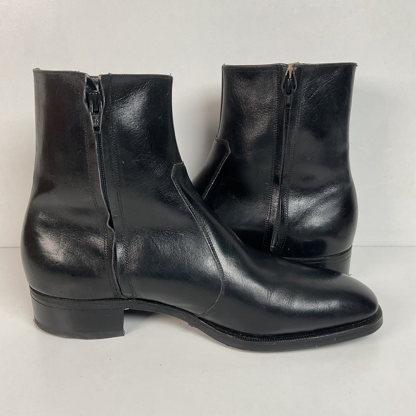 Vintage Florsheim Black Leather Chelsea Boots 10.5 C New Old Stock