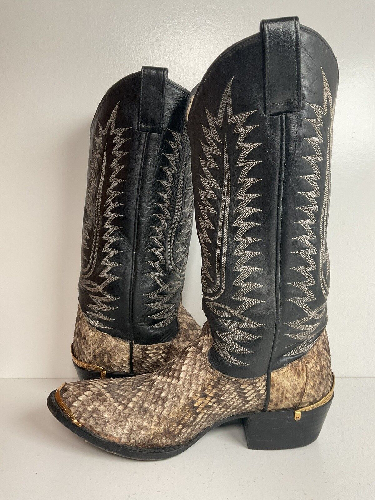 Cowtown Diamondback Rattlesnake Cowboy Boots 8.5 EE USA Made Snakeskin