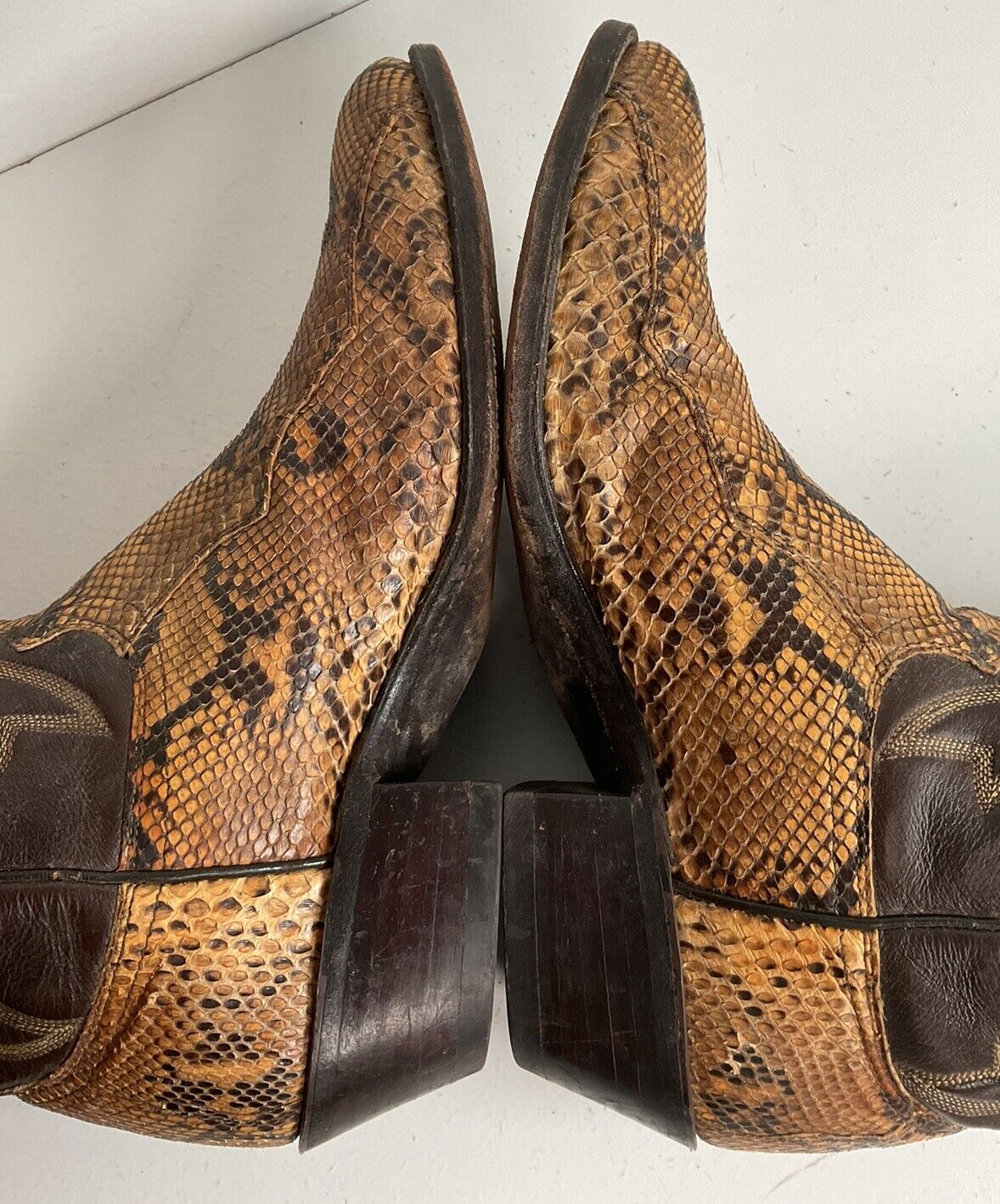 Vintage Dan Post Python Snakeskin Cowboy Boots 10 D Old Label Front Cut