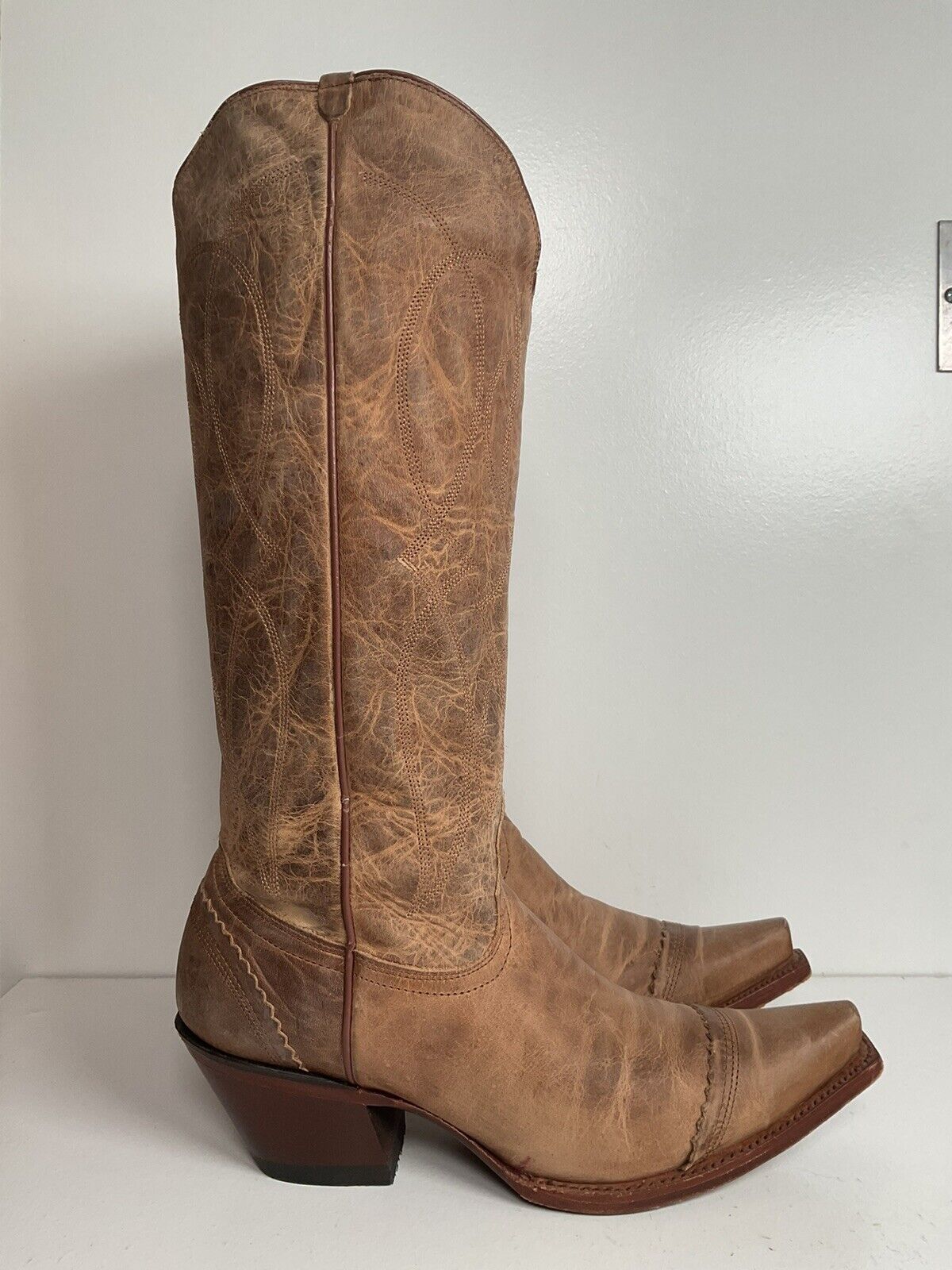 Tony Lama Women’s 16” Tall Latigo Western Boots 9 B Distressed Leather