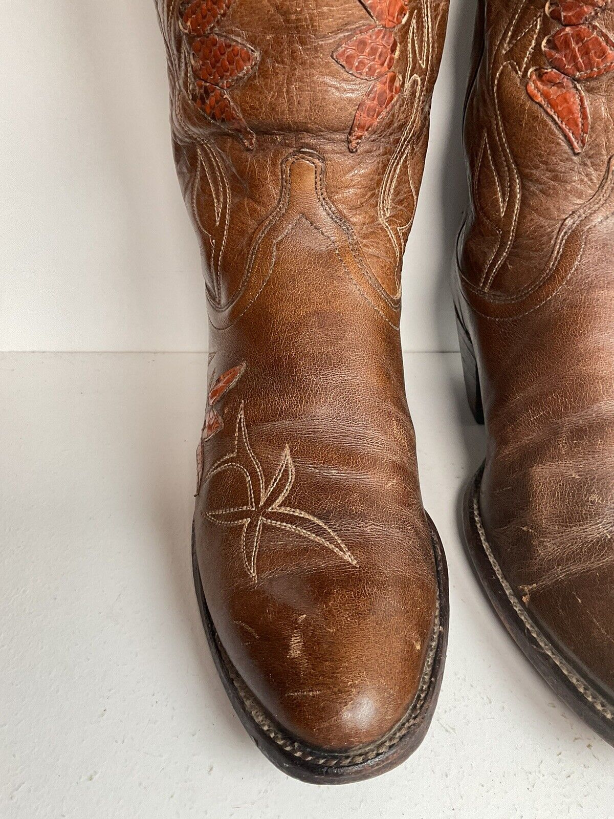 Vintage Dan Post 17”  Tulip Cowgirl Boots 7.5 C Tooled Snakeskin Overlay