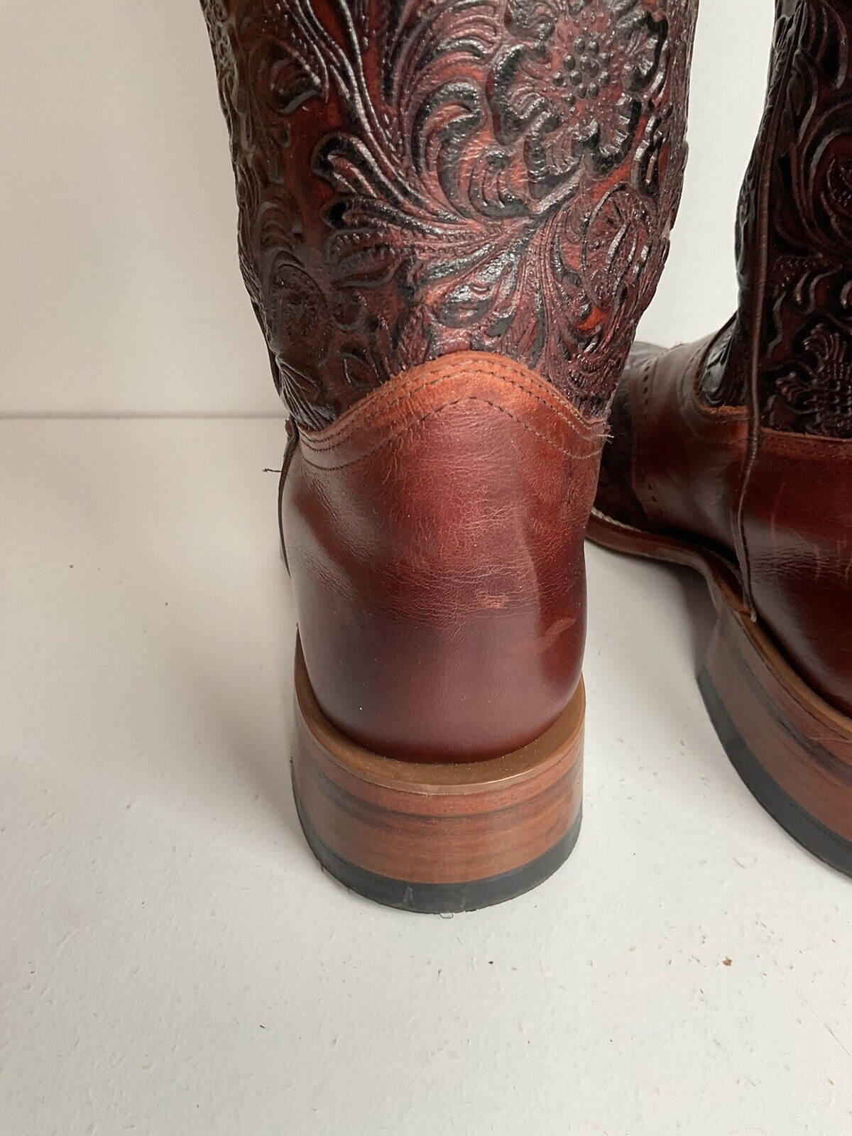 Boulet Hand Tooled Cowgirl Boots 9.5 C Square Toe