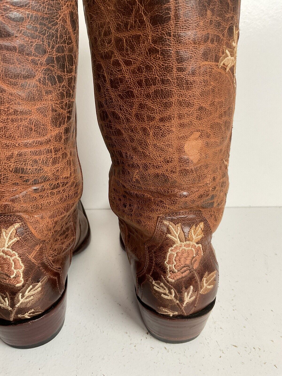 Old Gringo Floral Embroidered Cowgirl Boots 6.5 B Cloth Pull Tab