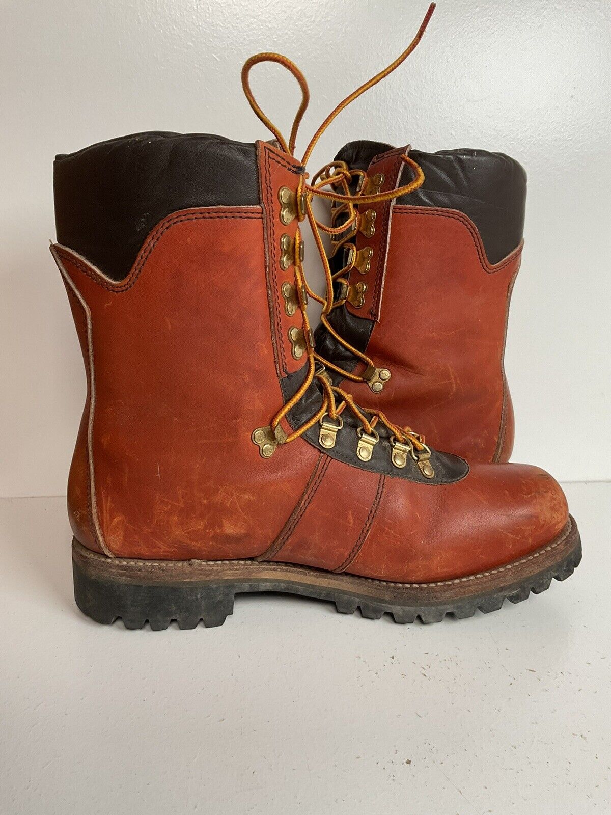 Vintage Wolverine Mountaineering Boots 11 E USA Hiking Vibram Lug 80s Insulated