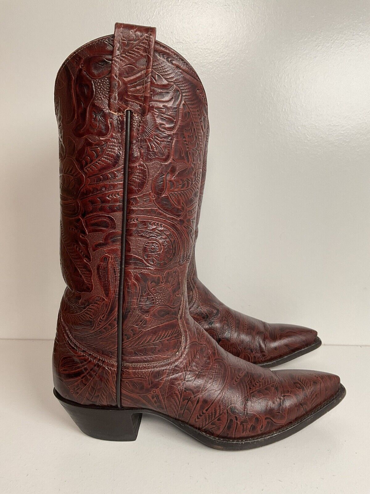 Vintage Larry Mahan Tooled Cowgirl Boots 7 B Mahogany Brown