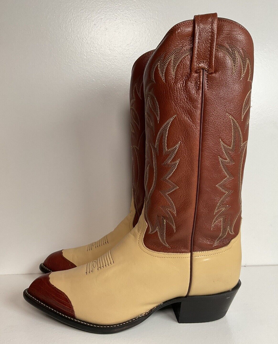 Vintage Tony Lama Wingtip Cowboy Boots 9 EE Urban Cowboy Style