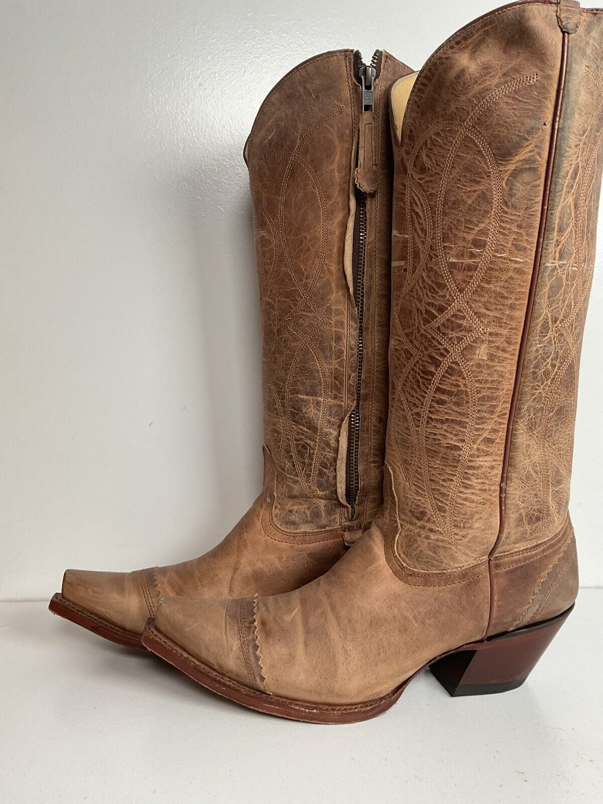 Tony Lama Women’s 16” Tall Latigo Western Boots 9 B Distressed Leather