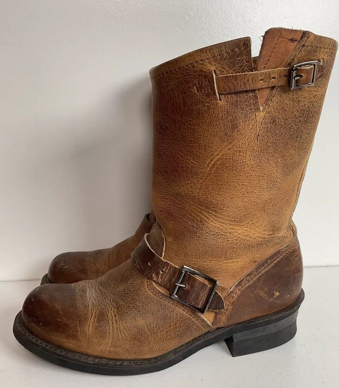 Frye Women’s 12 R Engineer Harness Boots 9 M Golden Brown 77400