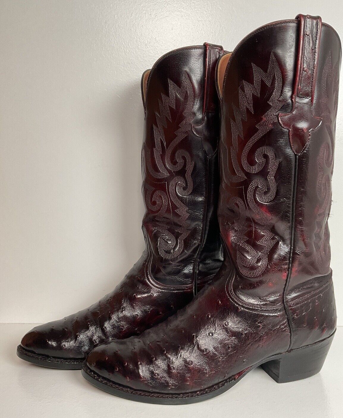 Vintage Lucchese Black Cherry Ostrich Quill Cowboy Boots 9 EE Exotic New Soles