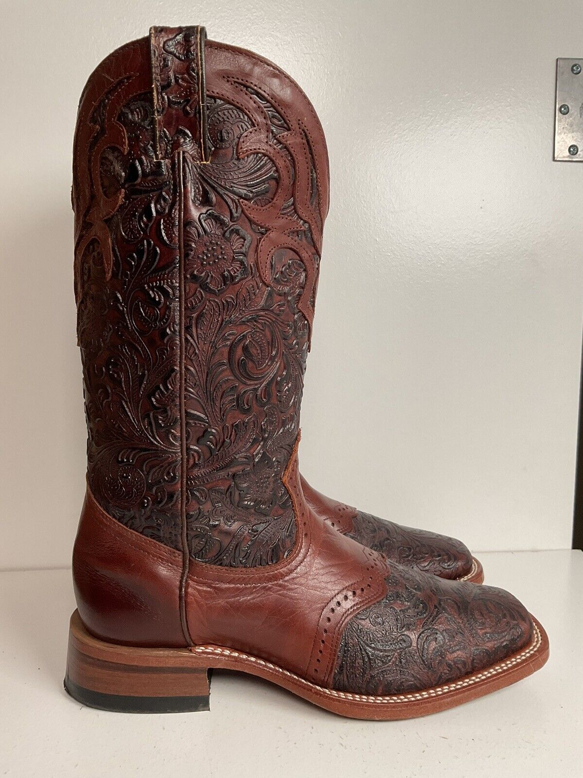 Boulet Hand Tooled Cowgirl Boots 9.5 C Square Toe