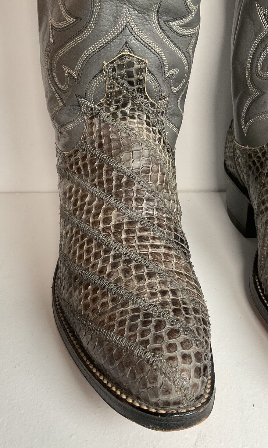 Vintage Dan Post Grey Anaconda Snakeskin Cowboy Boots 9.5 D Exotic Custom