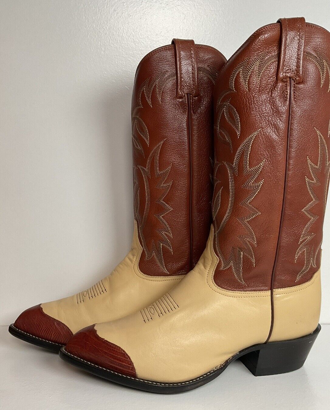 Vintage Tony Lama Wingtip Cowboy Boots 9 EE Urban Cowboy Style